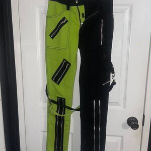 Tripp-NYC Black and Green Split Pants EU Size 24